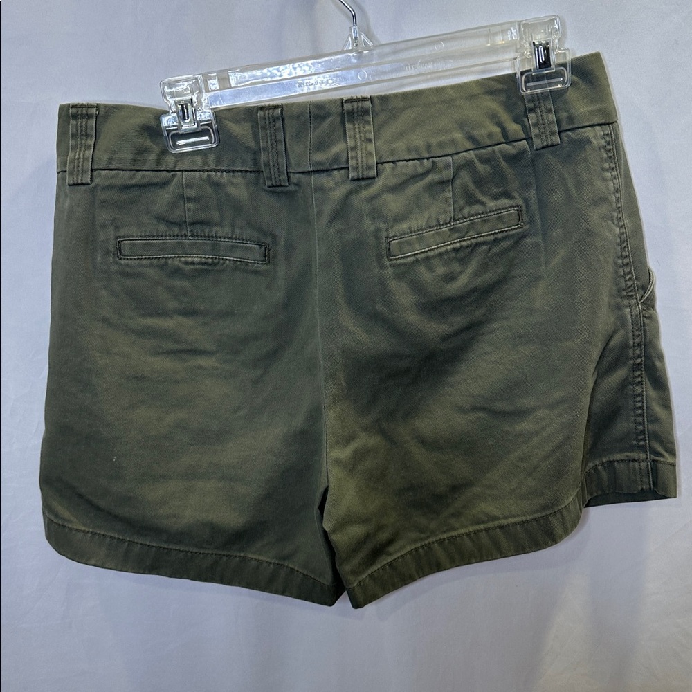 J. Crew gray Classic Twill Chino short in City Fit.  Sz 10. Gray.  EUC - Picture 2 of 4